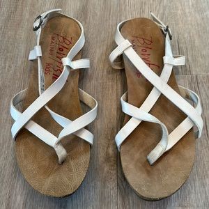 Girls white sandal by Blowfish sz 3 youth